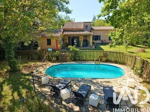 Maison à Fox-Amphoux (83670)