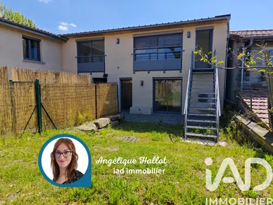 Traditional house in Saint-Clair-du-Rhône (38370)