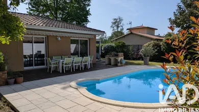 Maison à Saint-Jean-d'Illac (33127)
