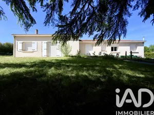 Maison à Montaigu (85600)