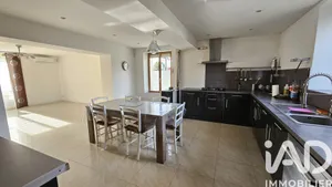 Maison à Bussières (77750)