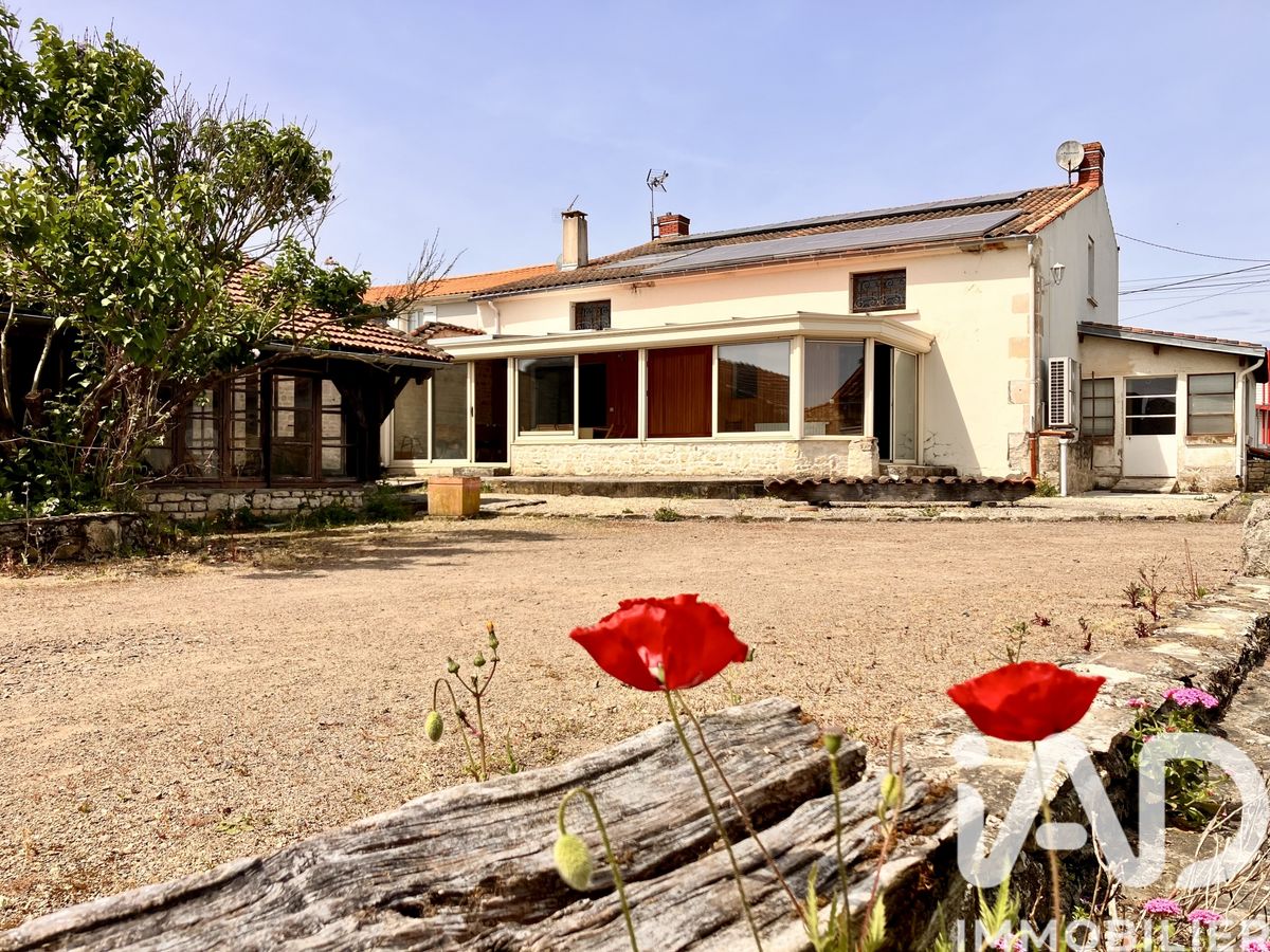 maison à Luçon