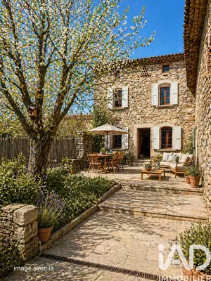 Mas à La Laupie (26740)