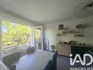Apartment in Brie-Comte-Robert (77170)