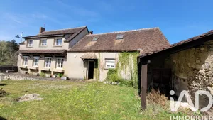 Maison de village à Fontaine-la-Gaillarde (89100)