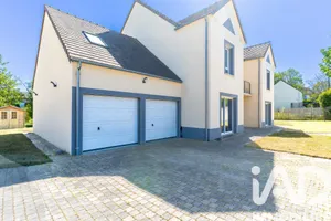 Maison à Médan (78670)