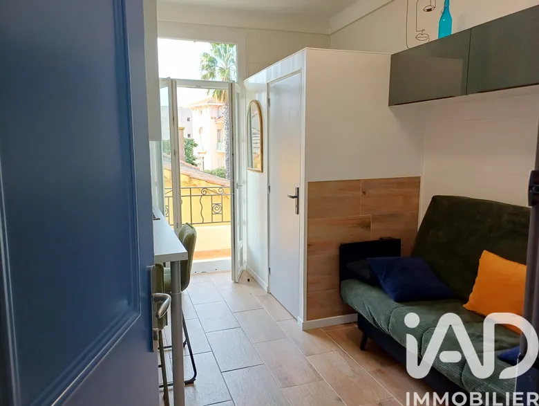 Appartement 1 pièce 12 m² · à Le Lavandou · 11,6 m² · 75 000 €