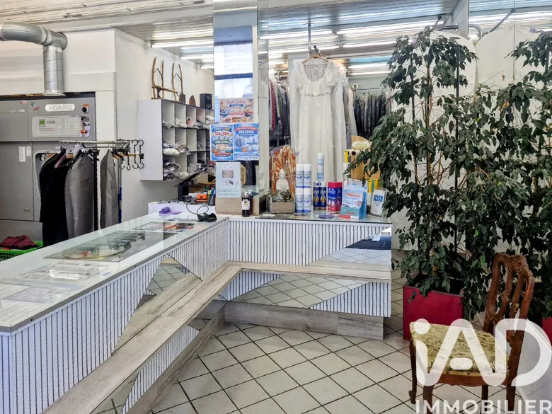 Nettoyage, Pressing à Cherbourg-en-Cotentin (50100) · 100 m² · 99 000 €