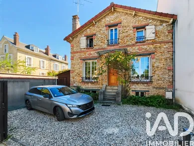 House in Pontoise (95300)