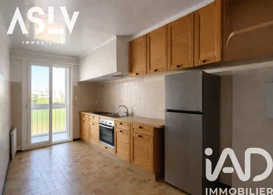 Apartment in Toulon (83200)