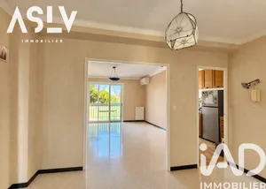 Apartment in Toulon (83200)