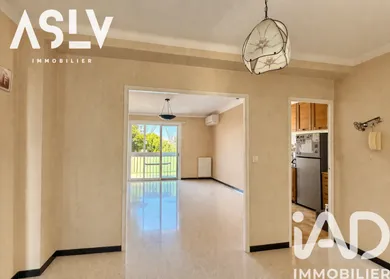 Apartment in Toulon (83200)