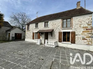 House in La Chapelle-Rablais (77370)