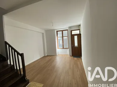 Townhouse in Cholet (49300)