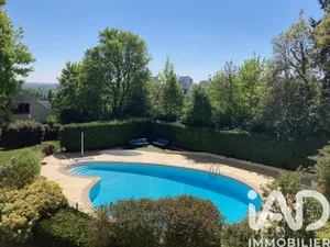 Apartment in Saint-Germain-en-Laye (78100)