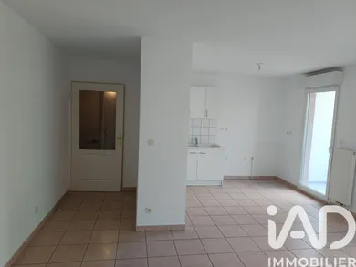 Apartment in Saint-Fons (69190)