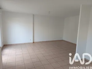 Apartment in Saint-Fons (69190)