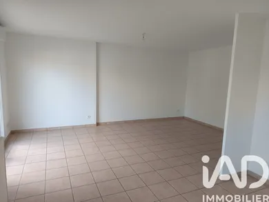Apartment in Saint-Fons (69190)