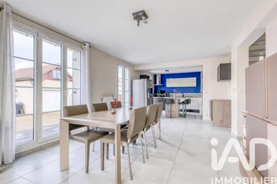 House in Magny-le-Hongre (77700)