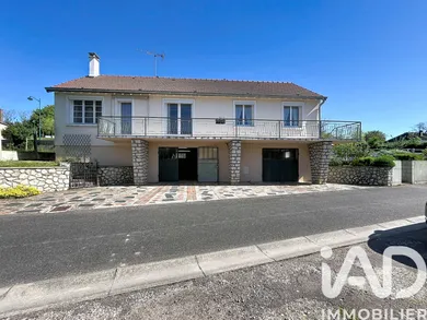 House in Saint-Germain-des-Prés (45220)