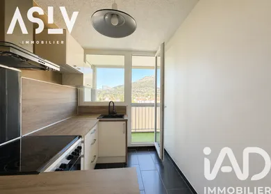 Apartment in Toulon (83100)