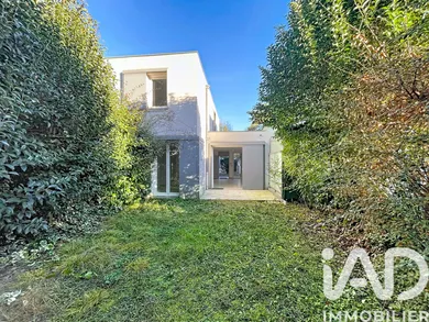 House in Bron (69500)