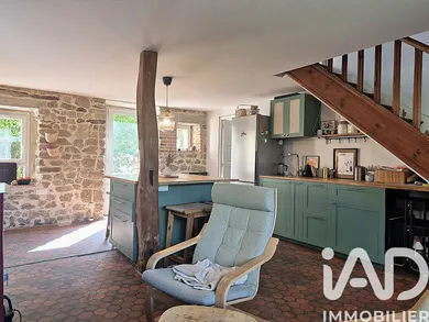 Maison de campagne à Auzelles (63590)