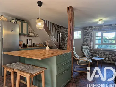 Maison de campagne à Auzelles (63590)