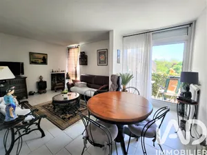 Apartment in Livry-Gargan (93190)