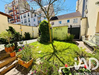 Apartment in Montrouge (92120)