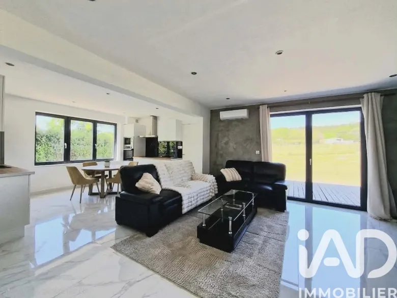 Maison 4 pièces 87 m² · à Saint-Gildas-des-Bois · 87 m² · 249 500 €