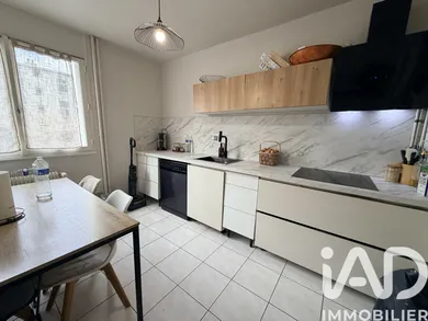 Appartement à Joué-lès-Tours (37300)
