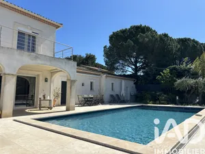 Traditional house in Beaucaire (30300)