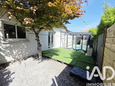 House in Pessac (33600)