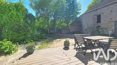 Mansion in Cruzy-le-Châtel (89740)