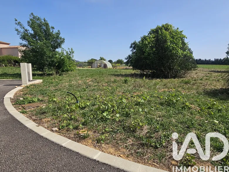 Terrain à bâtir à Mudaison (34130) · 400 000 €