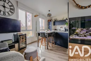 Apartment in Bois-d'Arcy (78390)
