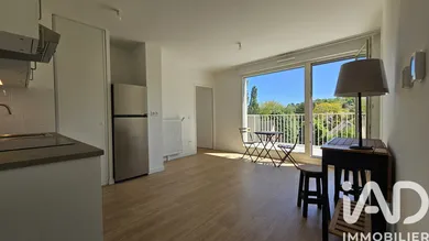 Apartment in Morainvilliers (78630)