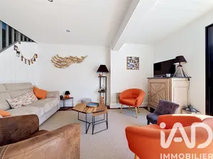 Traditional house in LA COUARDE SUR MER (17670)