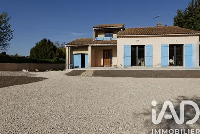 House in Velleron (84740)