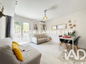 Appartement à Hyères (83400)
