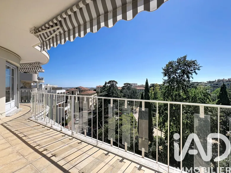 Appartement 3 pièces 109 m² · à Le Cannet · 108,7 m² · 619 000 €