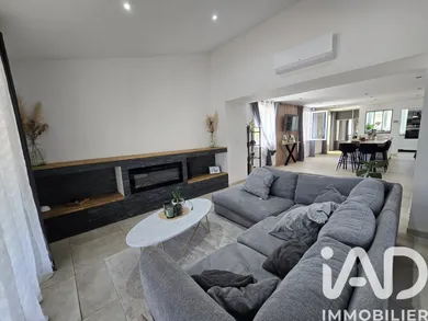 Maison à Bords (17430)