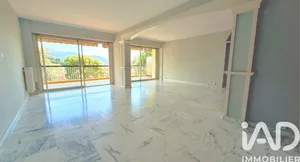 Apartment in Nice (06100)