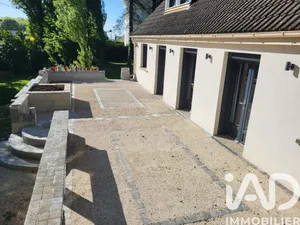 Park home in Frières-Faillouël (02700)