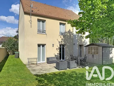 Maison traditionnelle à Ollainville (91340)