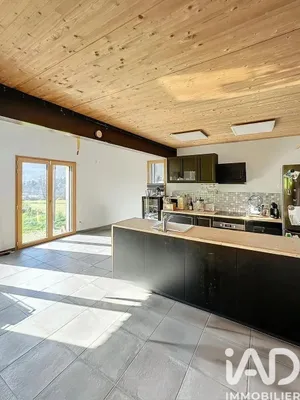 Maison d'architecte à Mijoux (01410)