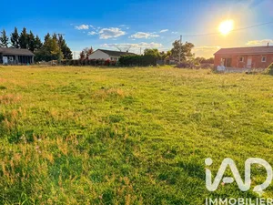 Terrain à bâtir à Saint-Martin-de-Laye (33910)