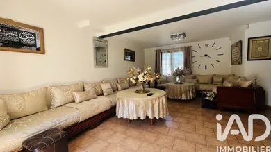 Maison traditionnelle à Viry-Châtillon (91170)