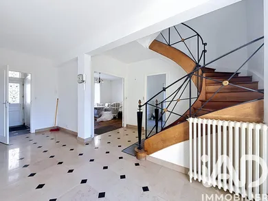 Maison à Lucenay-lès-Aix (58380)